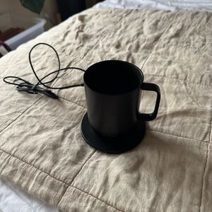 Black Ember Electric Mug Warmer with Handle